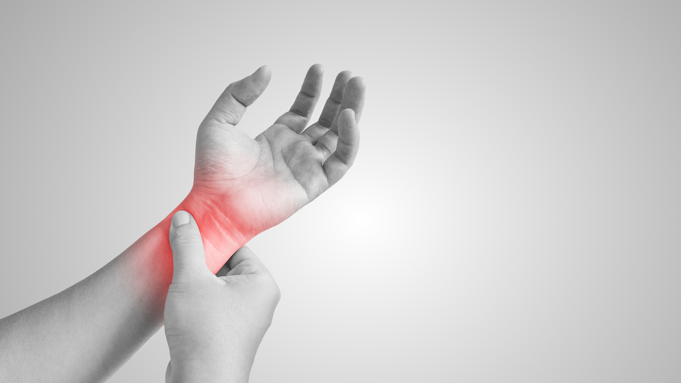 Carpal Tunnel Relief: 9 Home Remedies