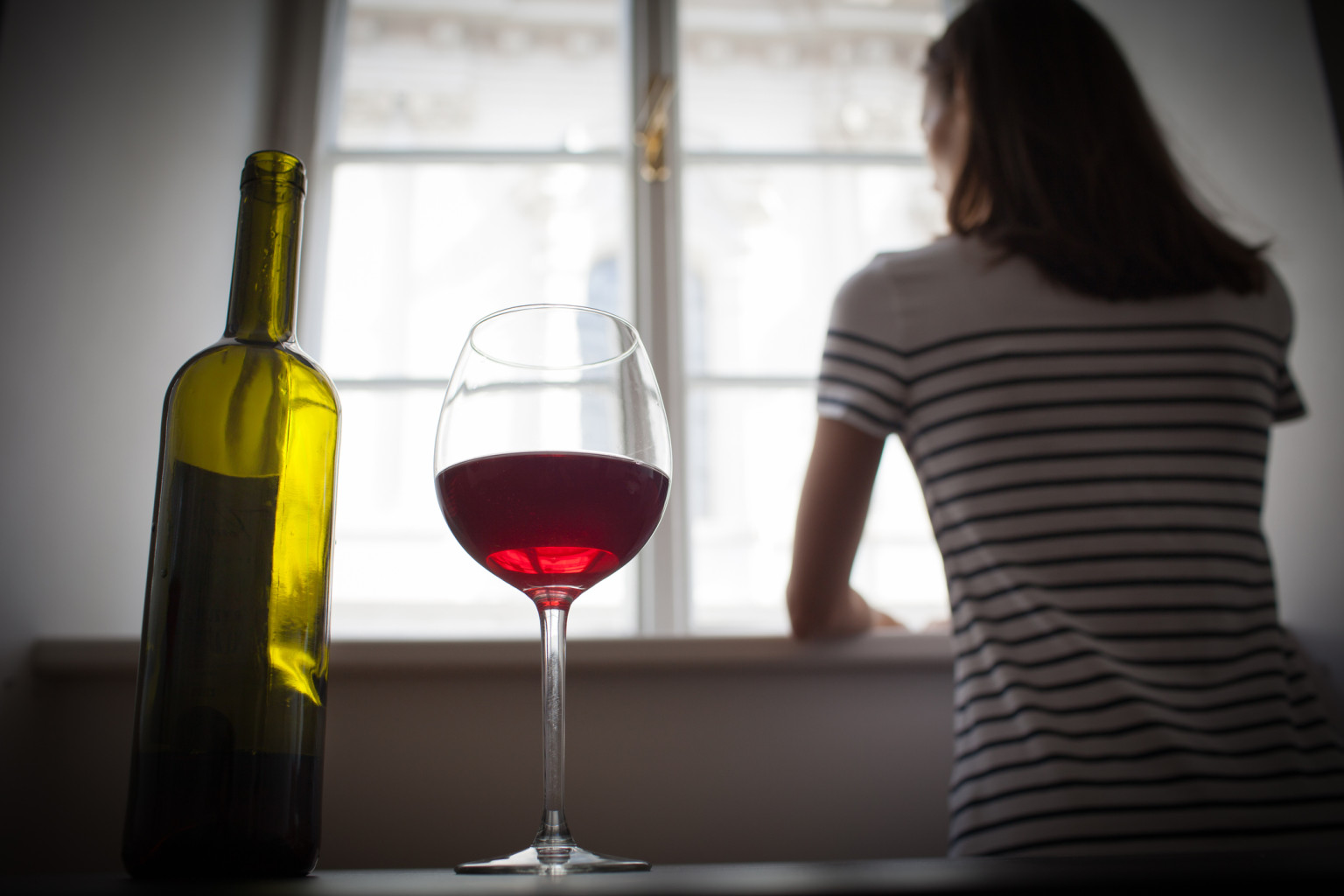 Understanding the Complex Relationship Between Alcohol and Anxiety ...